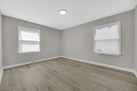 Tiny photo for 211 Independence Avenue, Joliet, IL 60433 (MLS # 12627421)