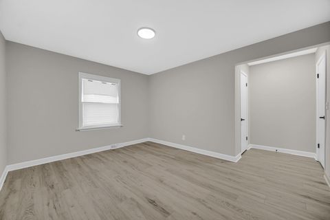 Tiny photo for 211 Independence Avenue, Joliet, IL 60433 (MLS # 12627421)