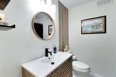 Tiny photo for 4250 N Marine Drive #1330, Chicago, IL 60613 (MLS # 12737202)