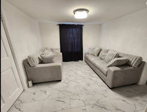 Tiny photo for 310 N Chestnut Street, Aurora, IL 60506 (MLS # 12604590)