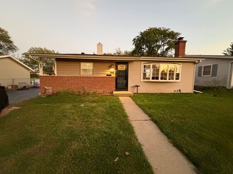 Photo of 443 Diane Drive, Buffalo Grove, IL 60089 (MLS # 12498018)