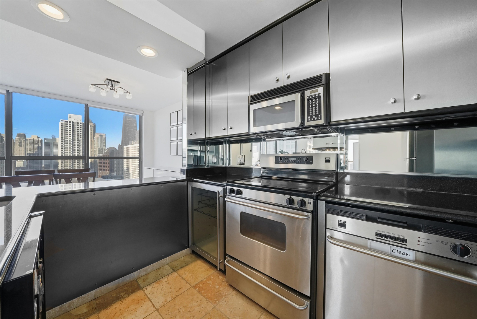 405 N WABASH Avenue 3803