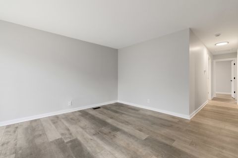 Tiny photo for 108 Walnut Drive, Streamwood, IL 60107 (MLS # 12588975)