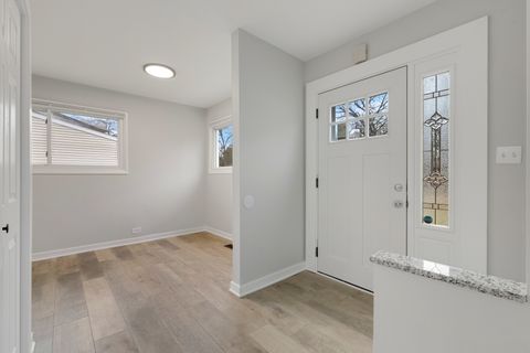 Tiny photo for 108 Walnut Drive, Streamwood, IL 60107 (MLS # 12588975)