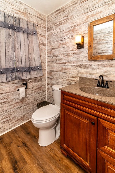 Tiny photo for 100 Country Club Drive, Northlake, IL 60164 (MLS # 12740506)