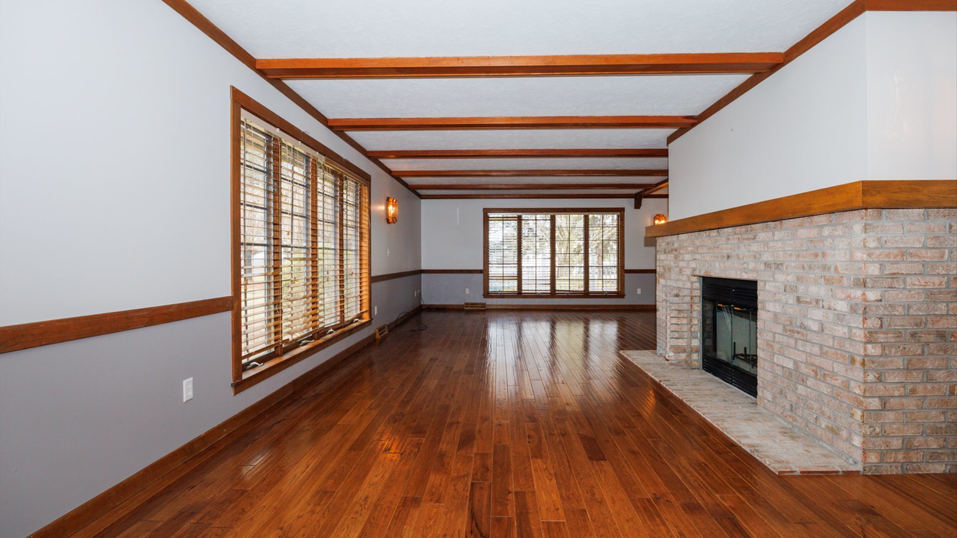 6 Pepper Wood Court