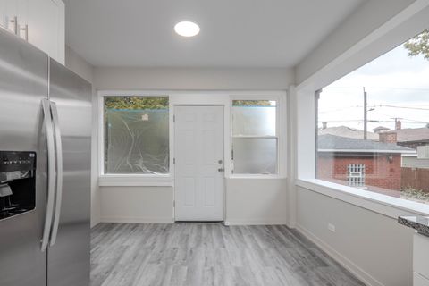 Tiny photo for 7345 S Bennett Avenue, Chicago, IL 60649 (MLS # 12497236)