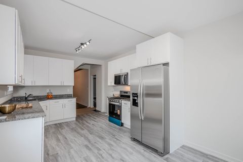 Tiny photo for 7345 S Bennett Avenue, Chicago, IL 60649 (MLS # 12497236)