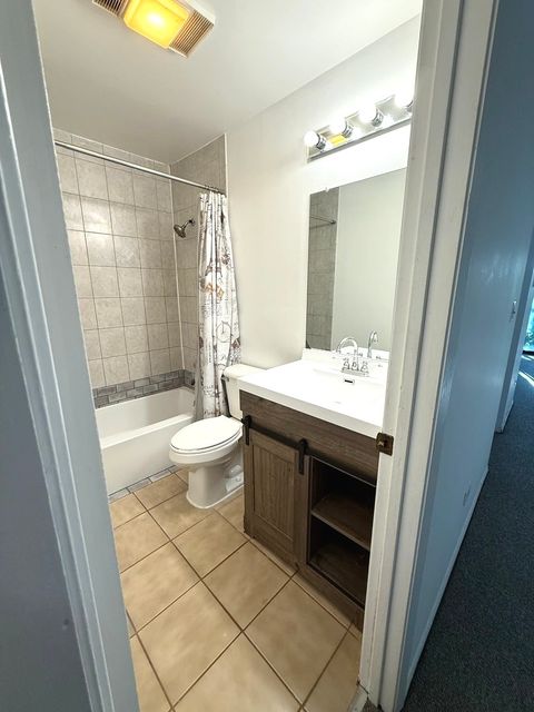 Tiny photo for 271 Northgate Parkway #E, Wheeling, IL 60090 (MLS # 12481403)