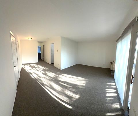 Tiny photo for 271 Northgate Parkway #E, Wheeling, IL 60090 (MLS # 12481403)