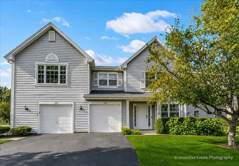 Photo of 1304 Orleans Drive #1304, Mundelein, IL 60060 (MLS # 12770523)