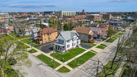 Tiny photo for 323 S Hale Street, Wheaton, IL 60187 (MLS # 12678957)
