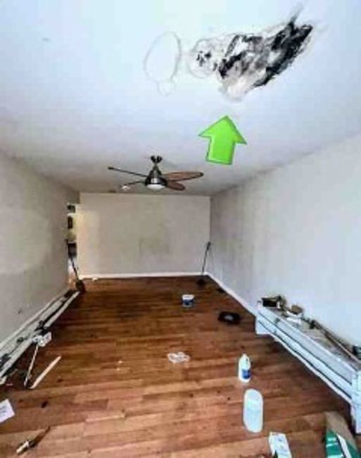 9315 S East End Avenue