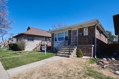 Tiny photo for 4043 N Wagner Avenue, Schiller Park, IL 60176 (MLS # 12604631)