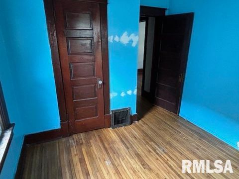 Tiny photo for 712 ROOSEVELT Avenue, Kewanee, IL 61443 (MLS # QC4264817)