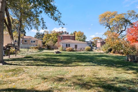 A home in Des Plaines