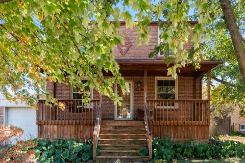 A home in Des Plaines