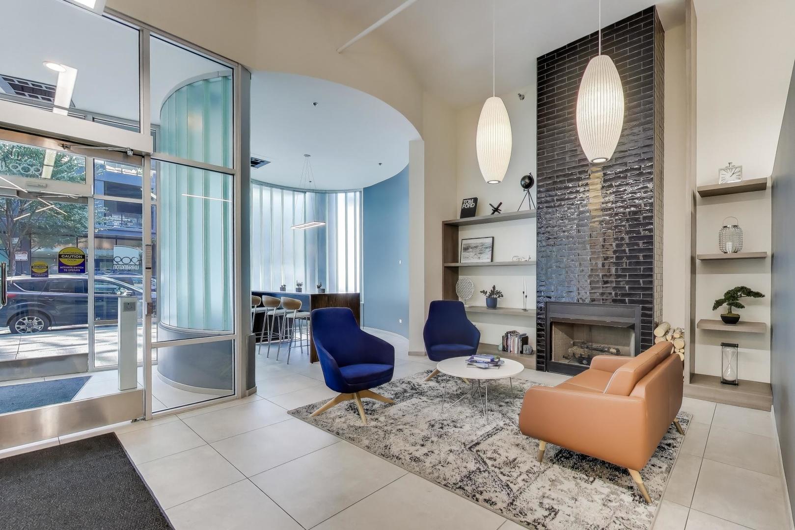 909 W Washington Boulevard 811, Chicago, IL, 60607 2 909 W Washington Boulevard 811