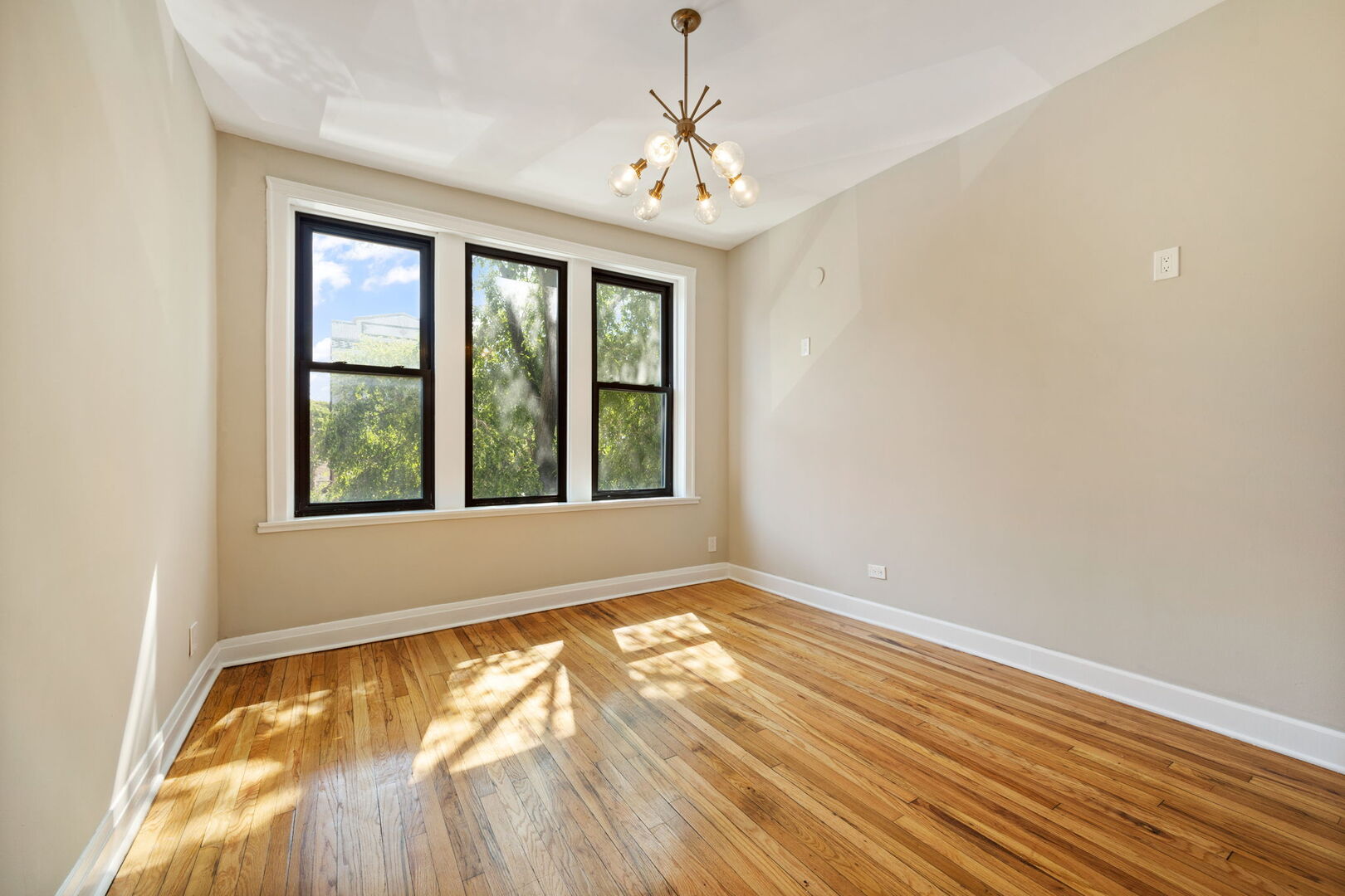 2242 N Western Avenue 2F