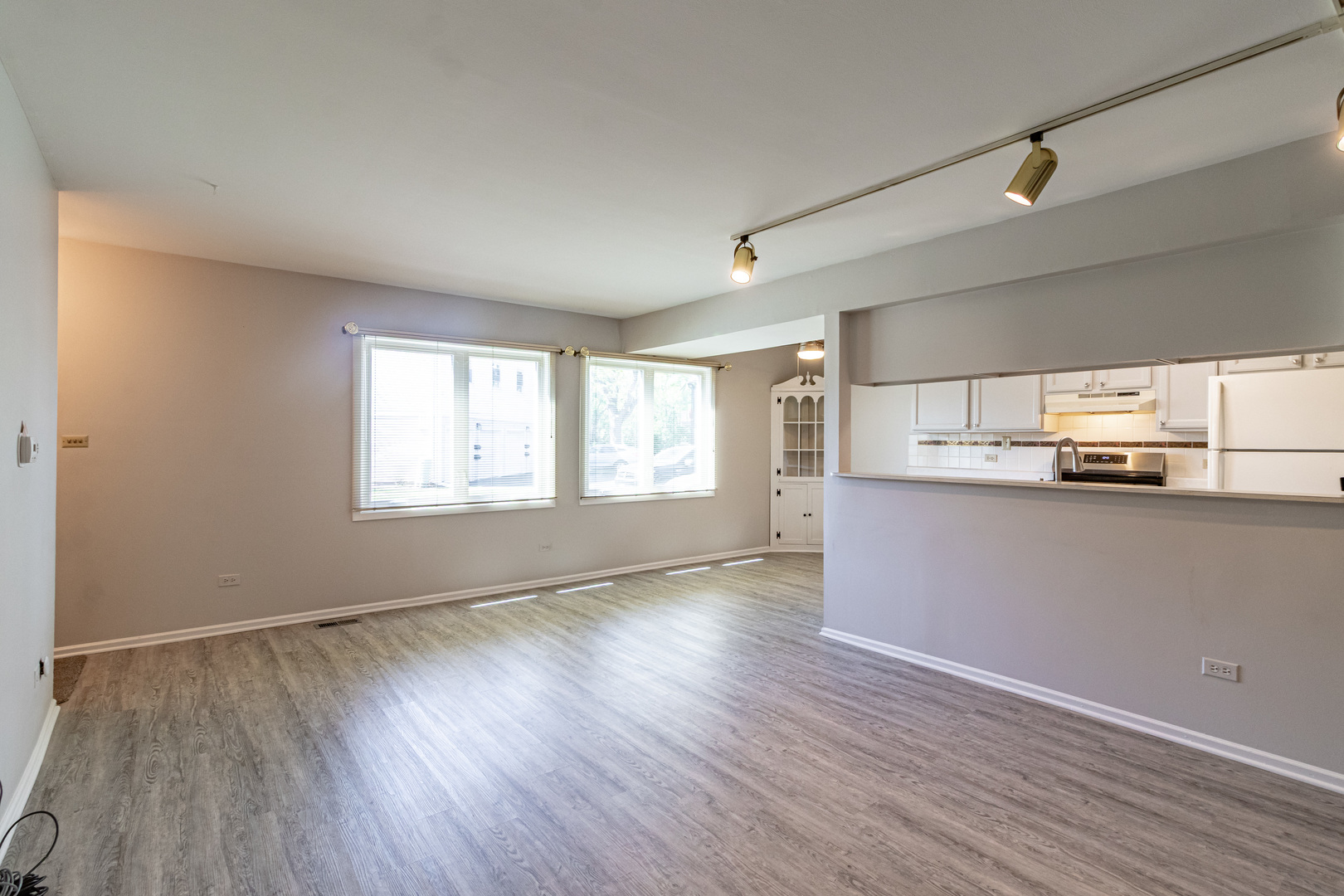 414 INVERRARY Lane 414