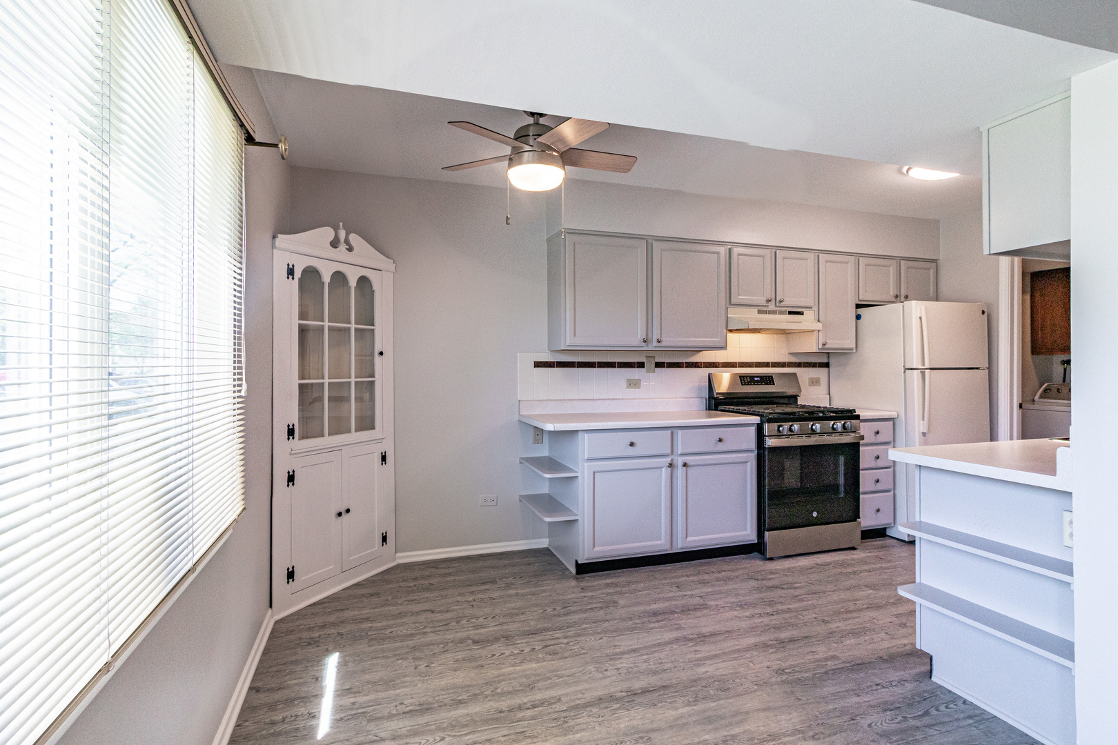 414 INVERRARY Lane 414