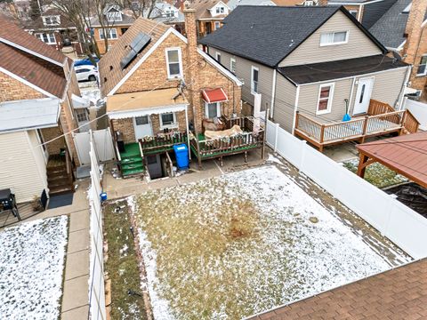 Tiny photo for 3050 N Nagle Avenue, Chicago, IL 60634 (MLS # 12540191)