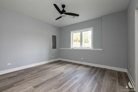 Tiny photo for 8650 Lockwood Avenue, Burbank, IL 60459 (MLS # 12543347)