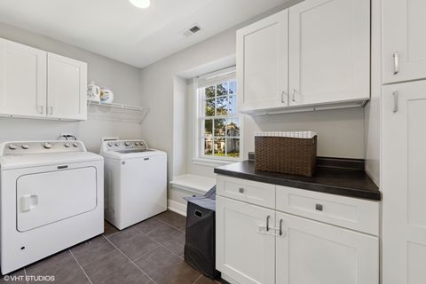 Tiny photo for 433 S Kensington Avenue, La Grange, IL 60525 (MLS # 12624045)