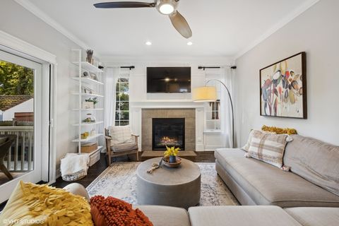 Tiny photo for 433 S Kensington Avenue, La Grange, IL 60525 (MLS # 12624045)