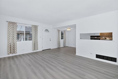 Tiny photo for 1463 Sutter Drive, Hanover Park, IL 60133 (MLS # 12583386)