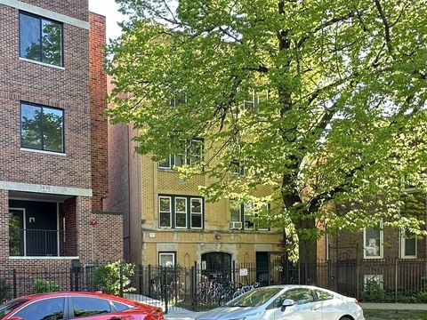 2432 N LINDEN Place 308 Chicago IL 60647