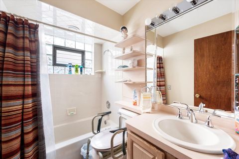 Tiny photo for 1114 N 11th Avenue, Melrose Park, IL 60160 (MLS # 12488285)