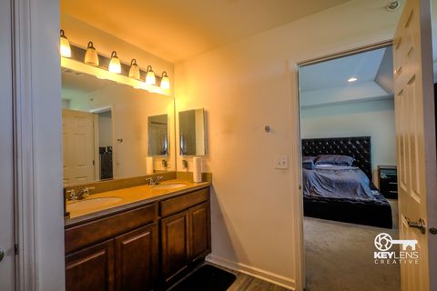 Tiny photo for 78 Kenneth Street, Matteson, IL 60443 (MLS # 12393154)