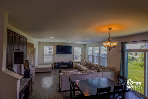 Tiny photo for 78 Kenneth Street, Matteson, IL 60443 (MLS # 12393154)