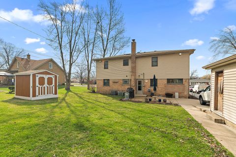 Tiny photo for 7112 W 114th Place, Worth, IL 60482 (MLS # 12599909)