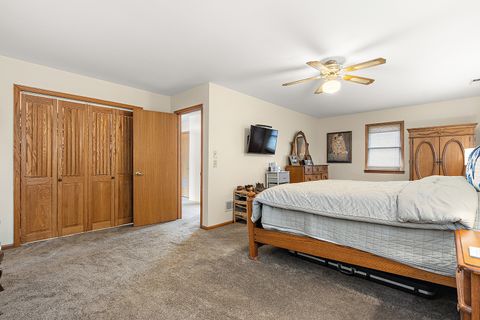 Tiny photo for 7112 W 114th Place, Worth, IL 60482 (MLS # 12599909)