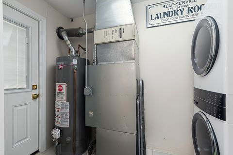 Tiny photo for 7112 W 114th Place, Worth, IL 60482 (MLS # 12599909)