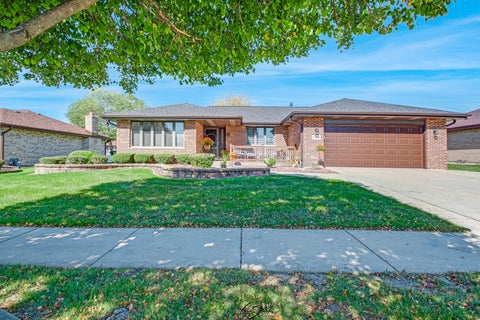 Photo of 8300 162nd Place, Tinley Park, IL 60477 (MLS # 12778328)