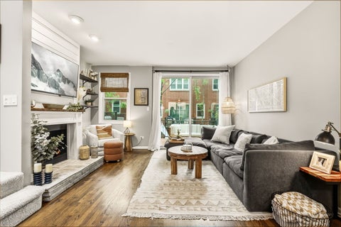 Tiny photo for 2939 N Honore Street #C, Chicago, IL 60657 (MLS # 12712218)