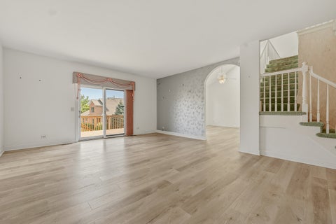Tiny photo for 29 Chancel Lane, Glen Ellyn, IL 60137 (MLS # 12726645)