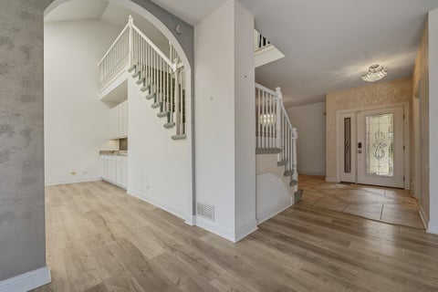Tiny photo for 29 Chancel Lane, Glen Ellyn, IL 60137 (MLS # 12726645)