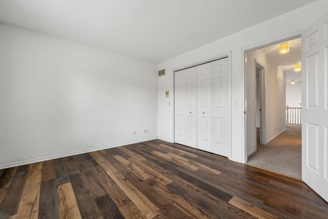 Tiny photo for 29 Chancel Lane, Glen Ellyn, IL 60137 (MLS # 12726645)