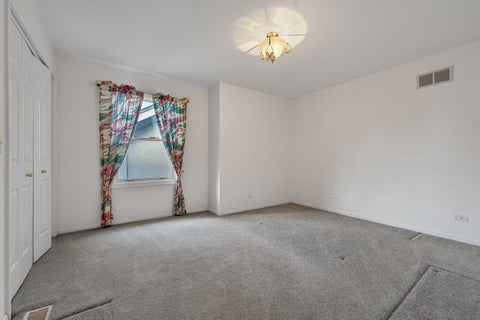 Tiny photo for 29 Chancel Lane, Glen Ellyn, IL 60137 (MLS # 12726645)