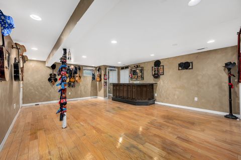 Tiny photo for Homer Glen, IL 60491 (MLS # 12568908)