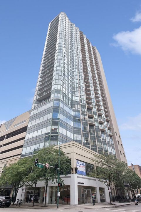 Photo of 111 W Maple Street #1805, Chicago, IL 60610 (MLS # 12488922)