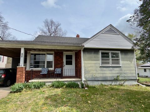 Photo of 307 E 8th Street, Metropolis, IL 62960 (MLS # 12607060)
