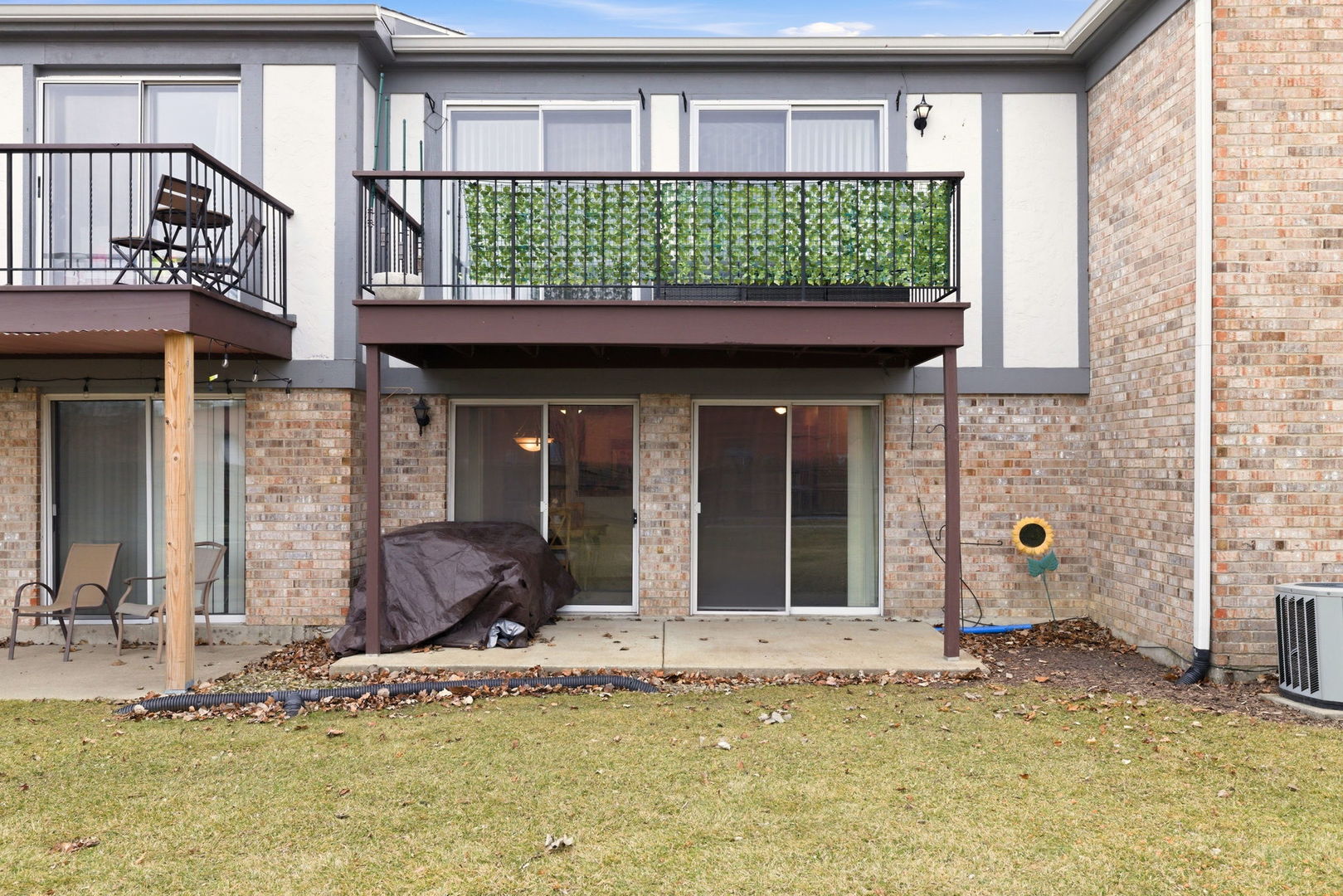 1215 Williamsport Drive 2