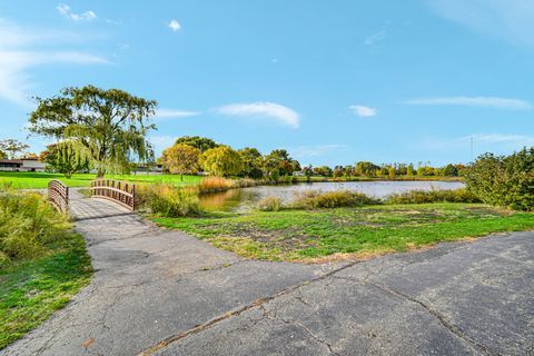 Tiny photo for 342 Klein Creek Court #342A, Carol Stream, IL 60188 (MLS # 12501175)