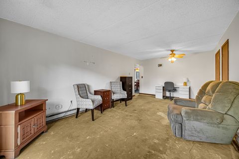 Tiny photo for 342 Klein Creek Court #342A, Carol Stream, IL 60188 (MLS # 12501175)