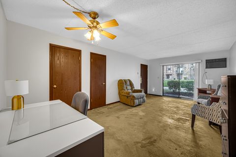 Tiny photo for 342 Klein Creek Court #342A, Carol Stream, IL 60188 (MLS # 12501175)